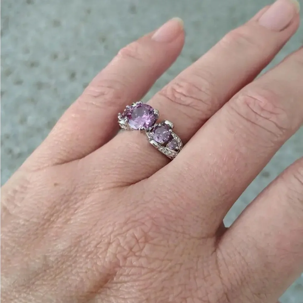 Elegant Purple Amethyst CZ Moissanite Silver Engagement Band Ring - Size 7 or 8